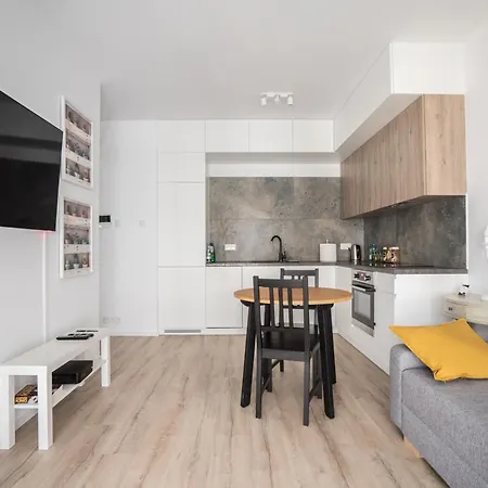 Vipwarsawapartments Onyx Mennica Apartment *