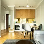 Vipwarsawapartments Onyx Mennica 바르샤바