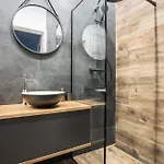 Vipwarsawapartments Onyx Mennica 바르샤바