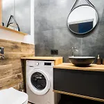 아파트 Vipwarsawapartments Onyx Mennica *