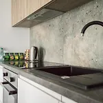 Vipwarsawapartments Onyx Mennica 바르샤바