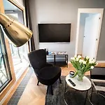Vipwarsawapartments Onyx Mennica 아파트 바르샤바