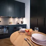 아파트 Vipwarsawapartments Onyx Mennica 바르샤바