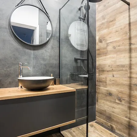 Vipwarsawapartments Onyx Mennica ワルシャワ
