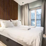 Vipwarsawapartments Onyx Mennica Apartment Warschau