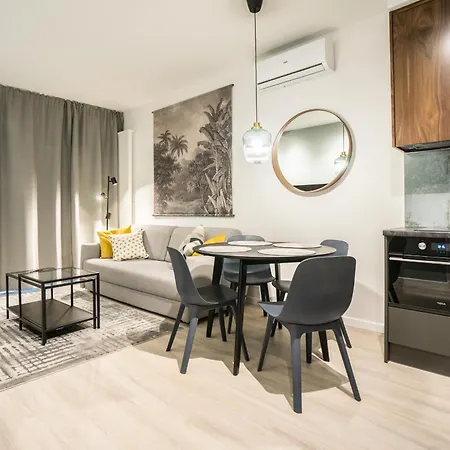 Vipwarsawapartments Onyx Mennica Lägenhet *