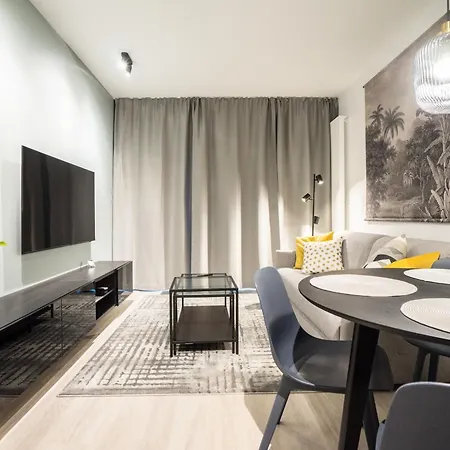 Vipwarsawapartments Onyx Mennica Lägenhet *