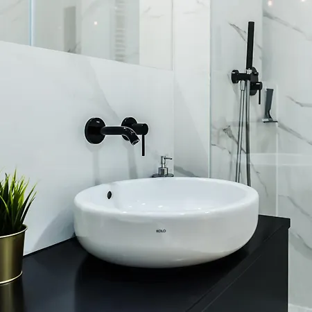 Vipwarsawapartments Onyx Mennica Lägenhet