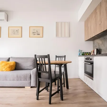 Vipwarsawapartments Onyx Mennica *